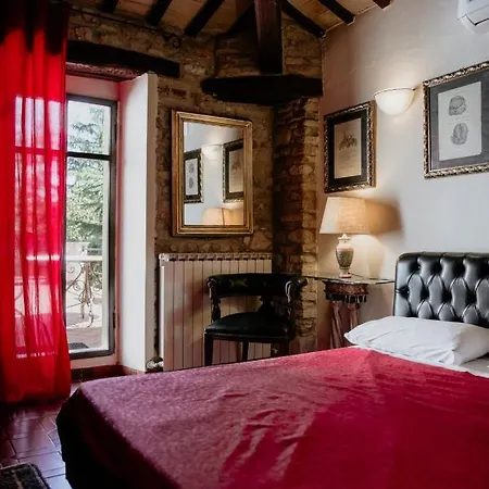 אתר נופש Convento Di San Martino In Crocicchio אורבינו