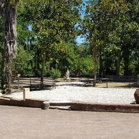 אתר נופש Convento Di San Martino In Crocicchio אורבינו